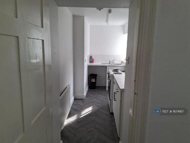 Apartment for rent in Highweek, Bridford