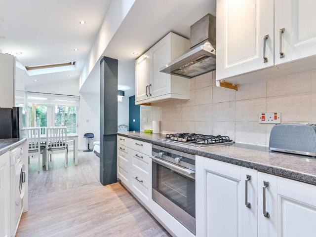 Flat for rent in Kentish Town, Greater London
