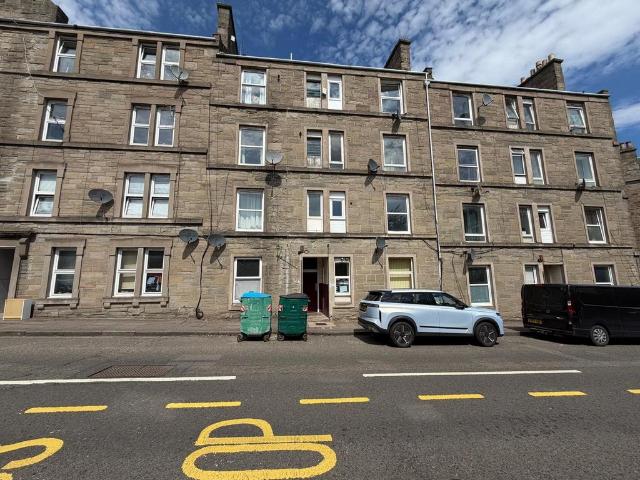 Flat for rent in The Glens, Scotland