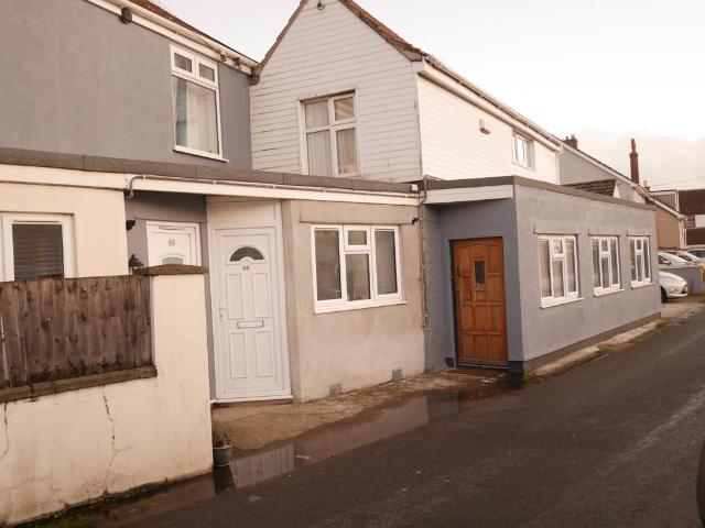 Flat for rent in West Wick, North Somerset