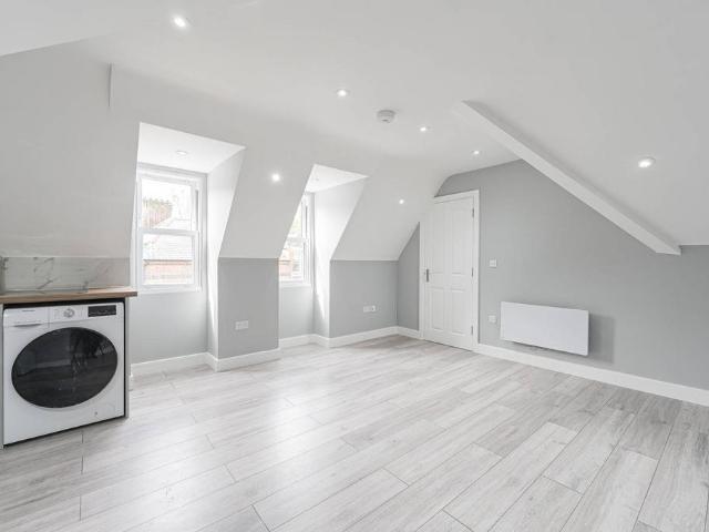 Flat for rent in Bickley, Isle Of Man