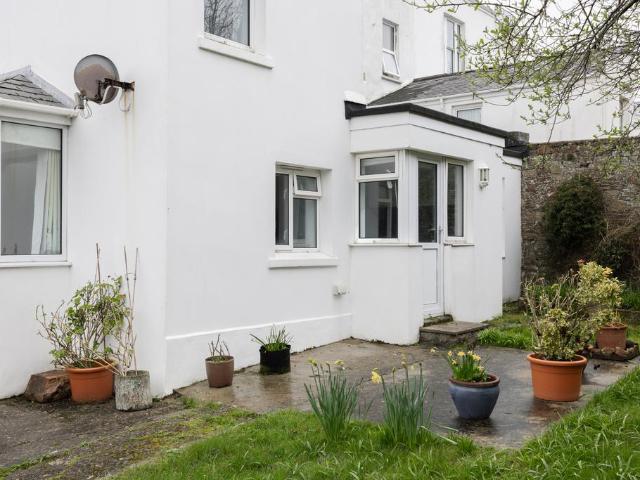 Flat for rent in St Helier, Isle Of Man