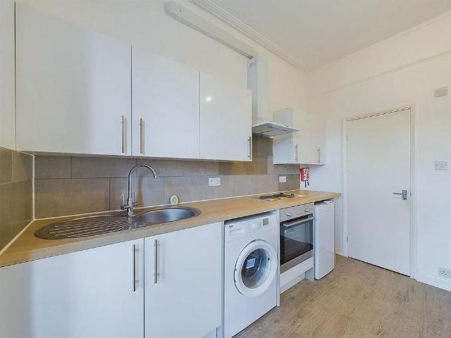 Apartment for rent in Worthing, West Sussex