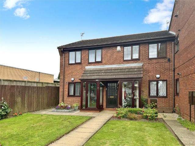 Flat for rent in White Cross, West Midlands