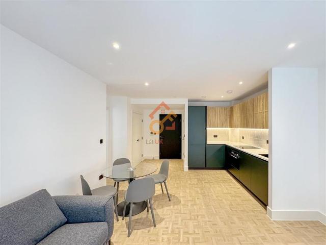 Apartment for rent in Clapham Junction, Greater London