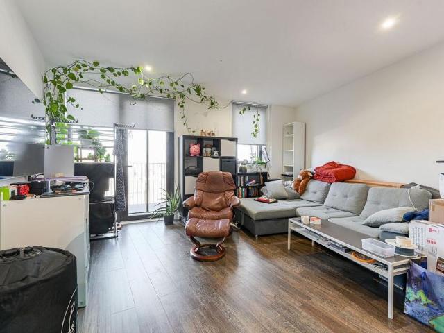 Apartment for rent in Glyndon, Shooters Hill