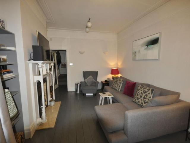 Apartment for rent in London Borough of Richmond upon Thames, Greater London
