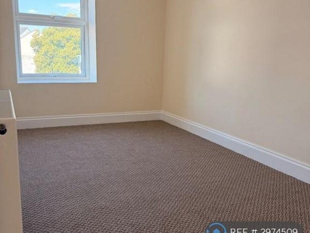 Flat for rent in St.Judes, Mount Wise