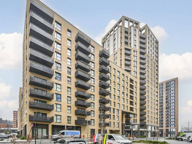 Flat for rent in Greater London