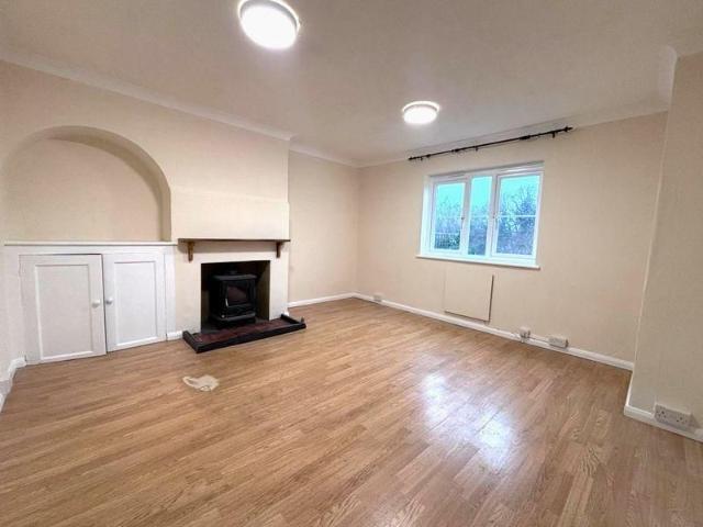 Apartment for rent in Horsmonden, Sandown Park
