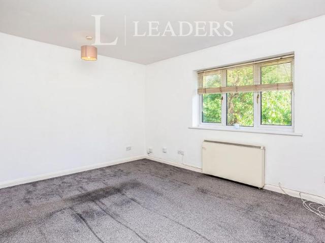 Apartment for rent in Southgate, Crawley