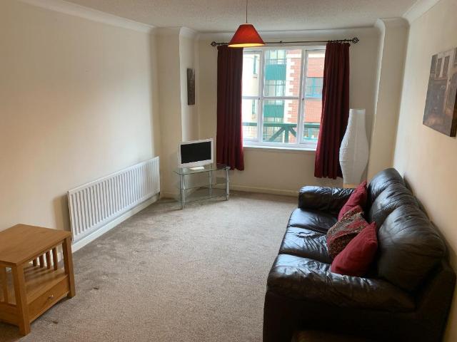 Flat for rent in Silvermills, Scotland