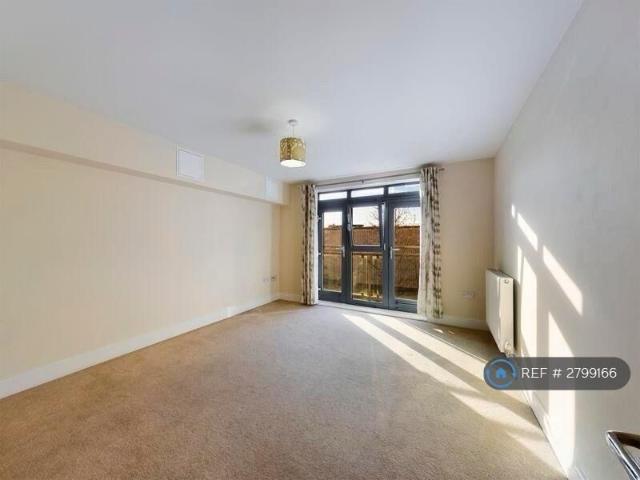 Apartment for rent in Midway, Kent