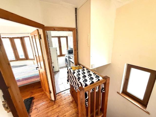 Flat for rent in London Borough of Ealing, Greenford