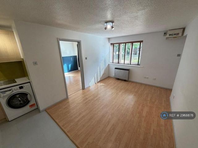Apartment for rent in Fleet, Hart