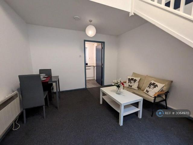 Apartment for rent in Bede Island, Leicester