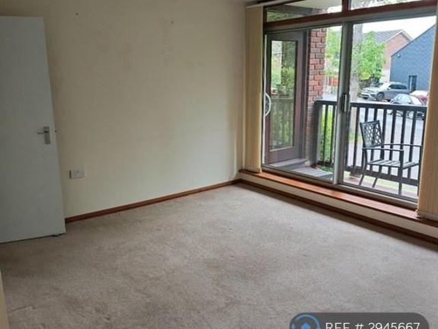 Apartment for rent in St James, Sandown Park