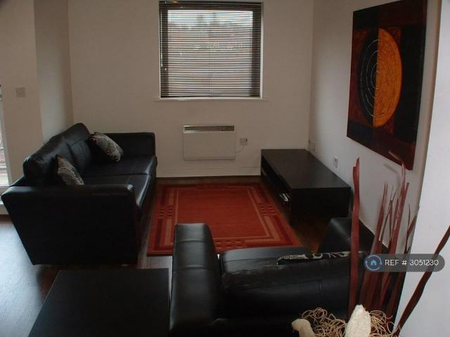 Apartment for rent in Poolfields, Butterton