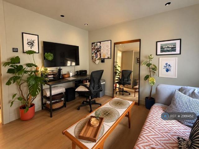 Apartment for rent in London Borough of Islington, Greater London