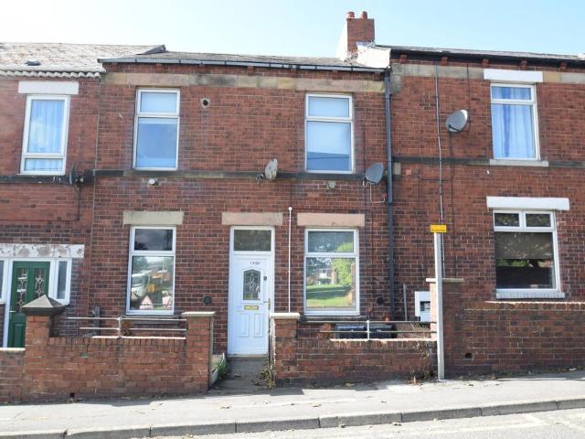 Flat for rent in Quaking Houses, Stanley