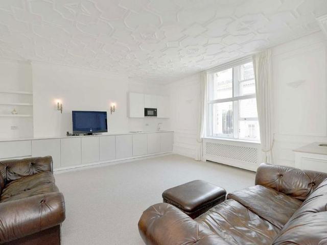 Apartment for rent in St. James's, Mayfair