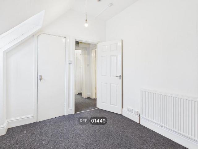 Apartment for rent in Avenues, Hull