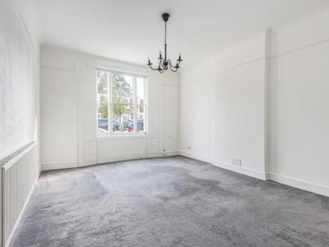 Apartment for rent in London Borough of Richmond upon Thames, Greater London