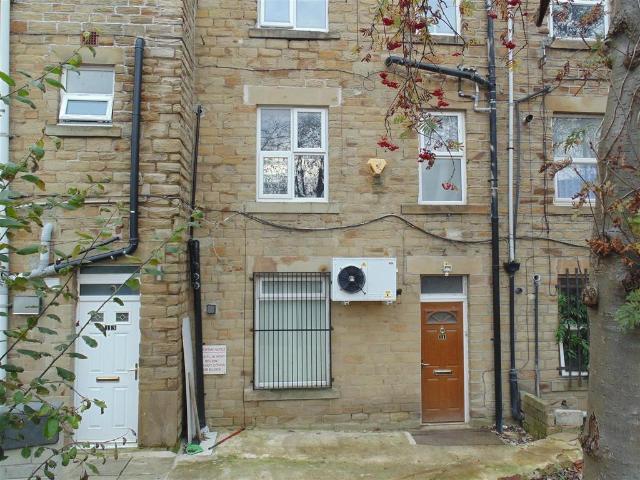 Flat for rent in Batley, Isle Of Man