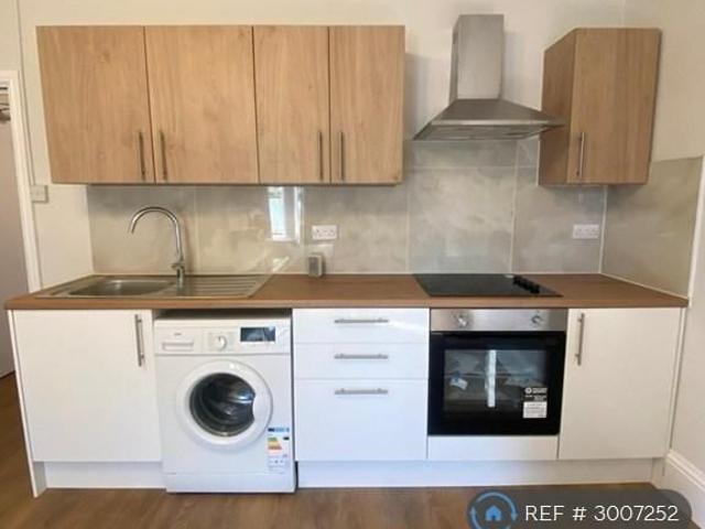 Apartment for rent in Meadvale, Red Hill