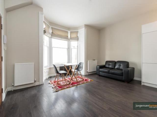 Apartment for rent in London Borough of Hammersmith and Fulham, Greater London