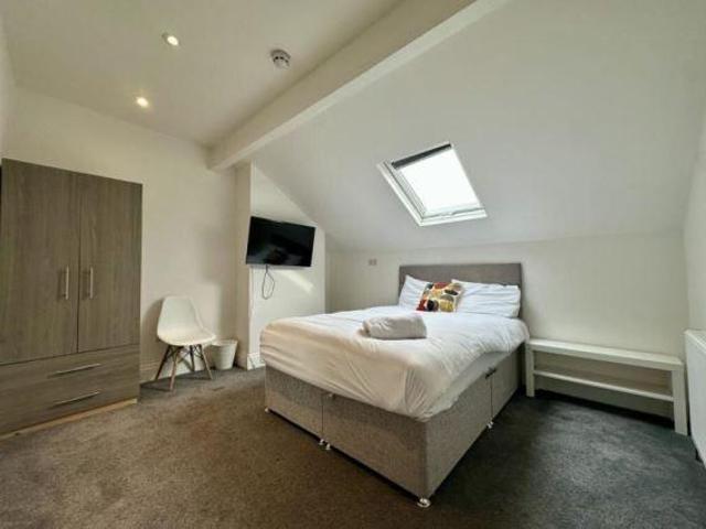 Flat for rent in West Yorkshire