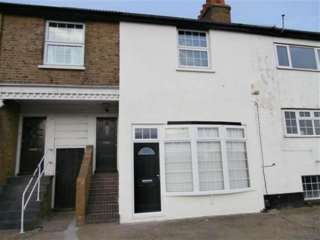 Flat for rent in Kursaal Estate, Alton Barnes