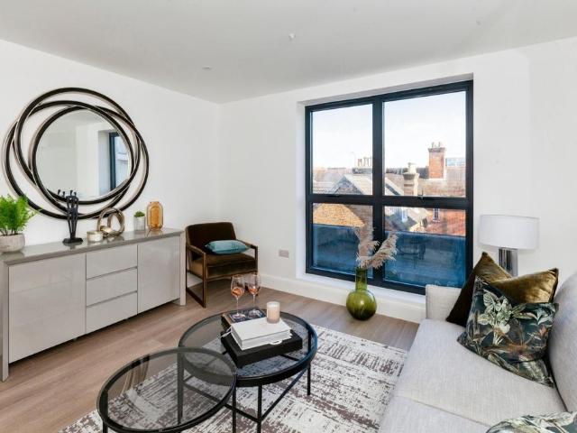 Flat for rent in Slough