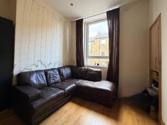 Apartment for rent in Hillside, Leith