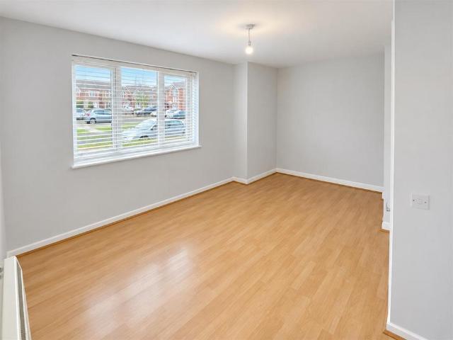 Apartment for rent in Slough
