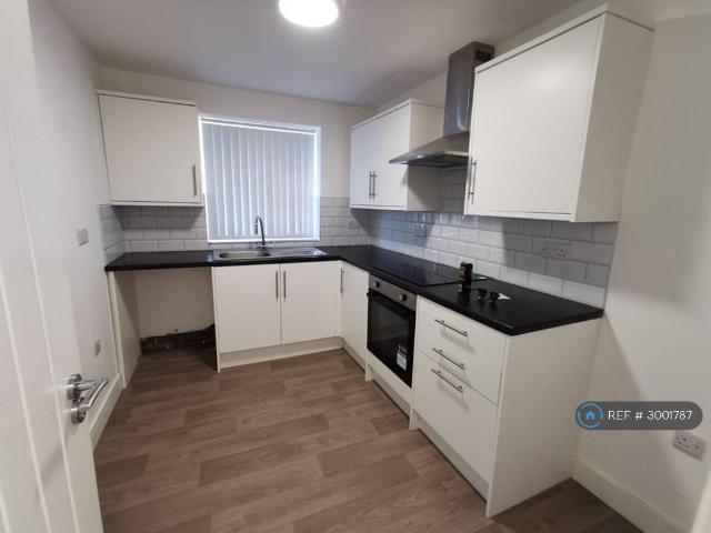 Flat for rent in Darfield, South Yorkshire