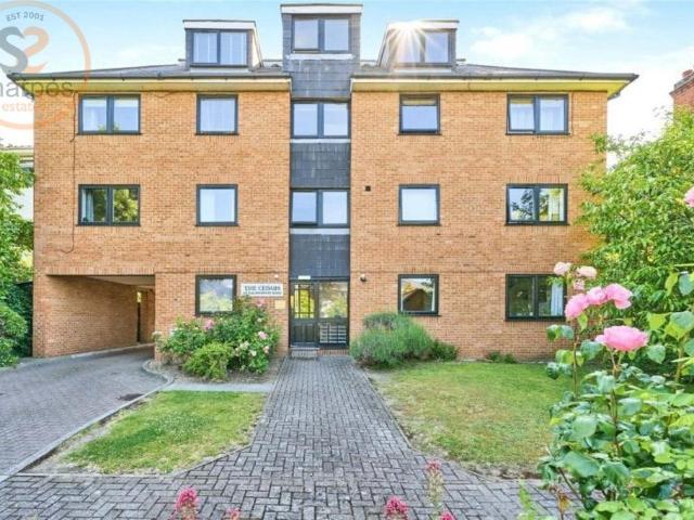 Flat for rent in Norbiton, Greater London
