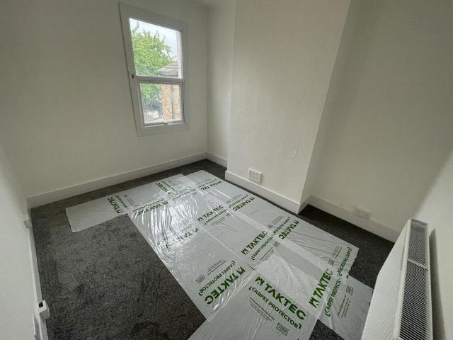 Apartment for rent in Plaistow, Greater London