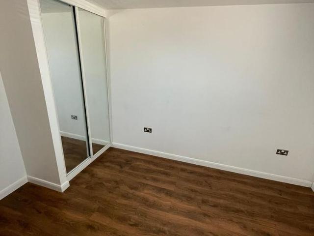 Apartment for rent in Bedford