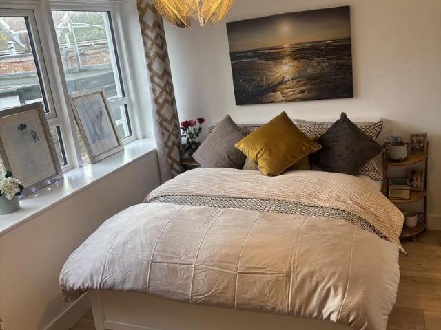 Flat for rent in Purewell, Christchurch