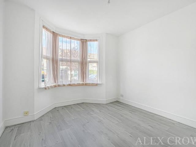 Apartment for rent in Northfield, West Midlands