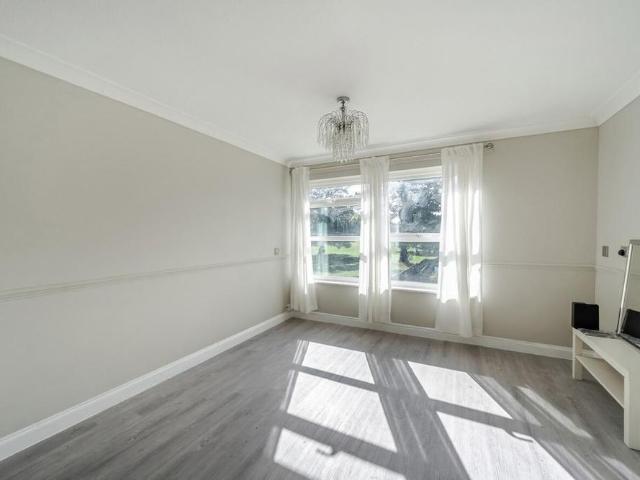 Apartment for rent in Elmers End, Greater London