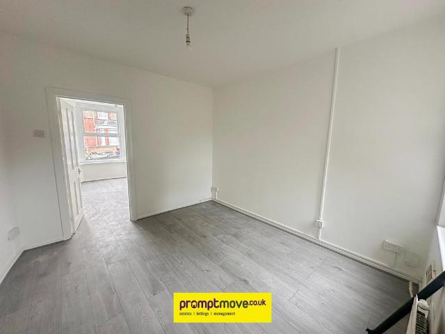 Flat for rent in Spring Park, Luton