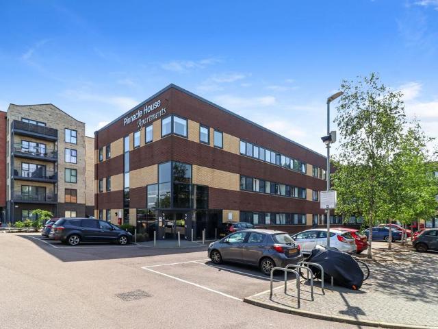 Flat for rent in Batchworth, Hertfordshire