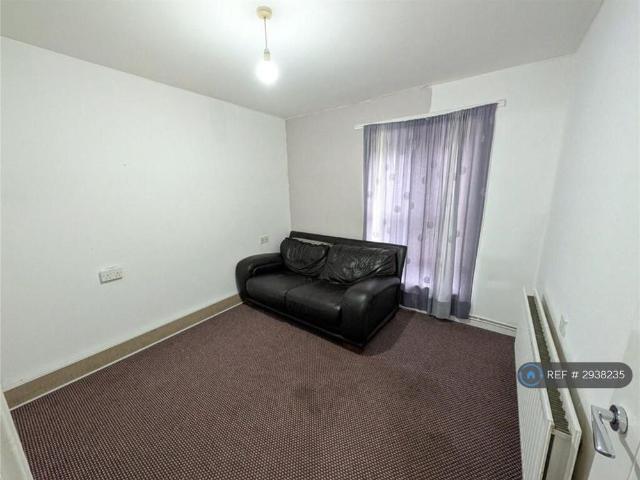 Apartment for rent in Hollinswood, Telford