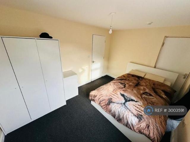 Apartment for rent in Marks Gate, Greater London