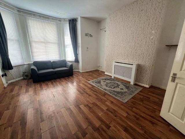 Apartment for rent in Blacklands, Guestling Green