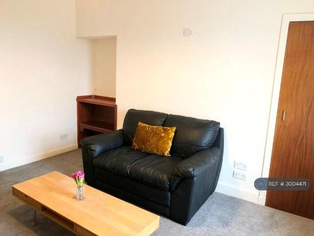 Apartment for rent in West End, Ballindoch