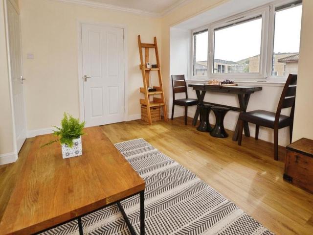 Apartment for rent in Hillside, Leith