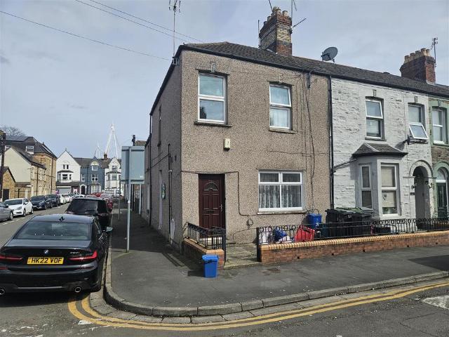 Flat for rent in Falcon Lodge, Wales
